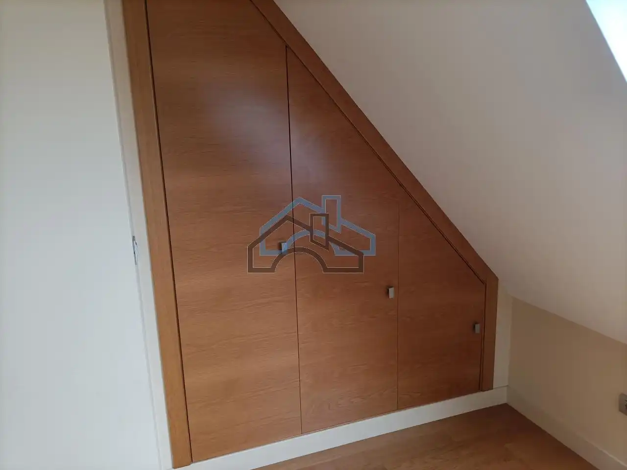 Dachboden zur Miete in Cambre  mit Heizung, Parkett und Terrasse