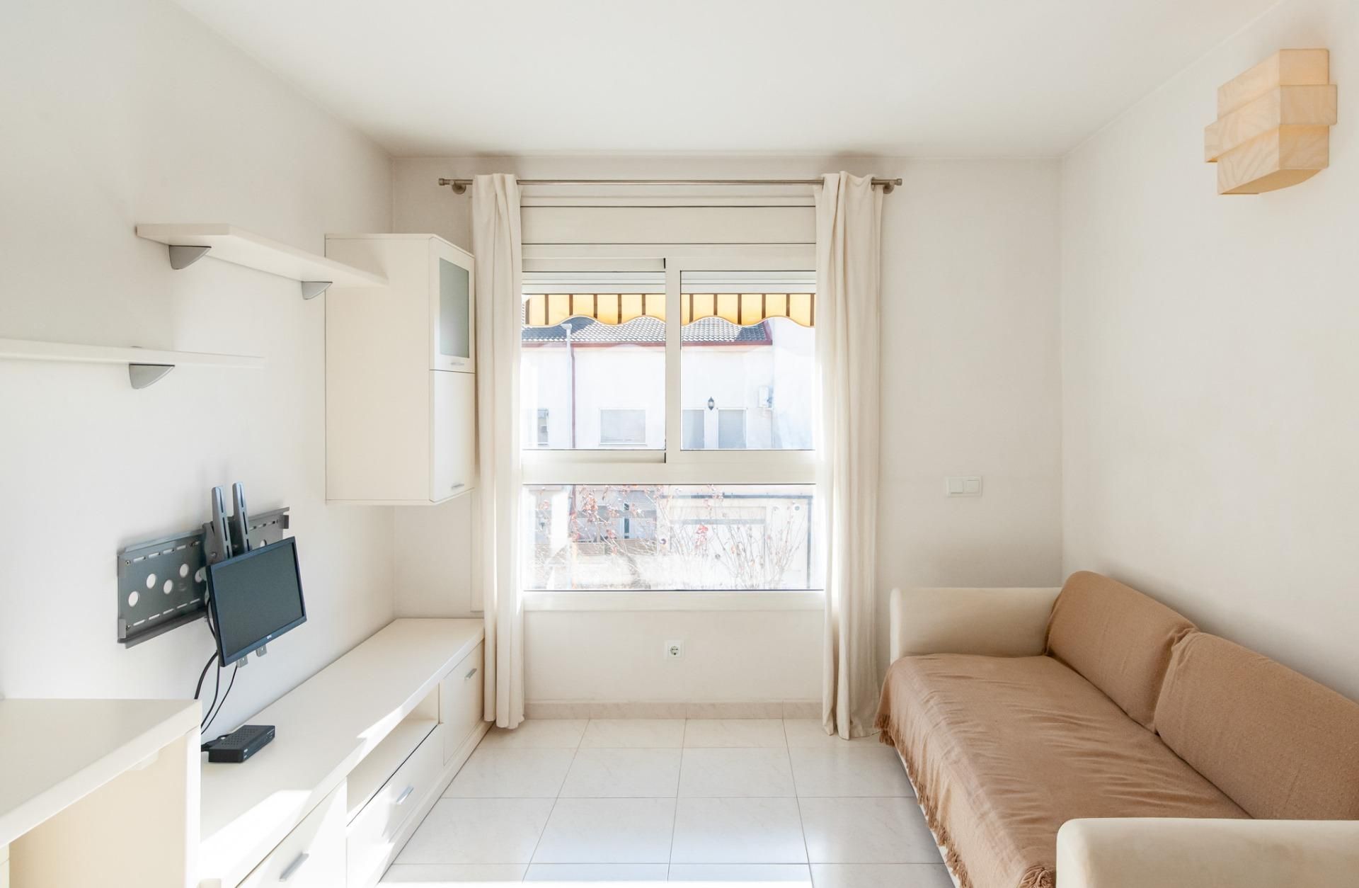 Bedroom of Flat to rent in Santa Margarida I Els Monjos  with Air Conditioner, Heating and Private garden