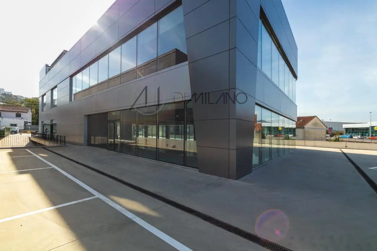 Exterior view of Industrial buildings for rent in Vigo 