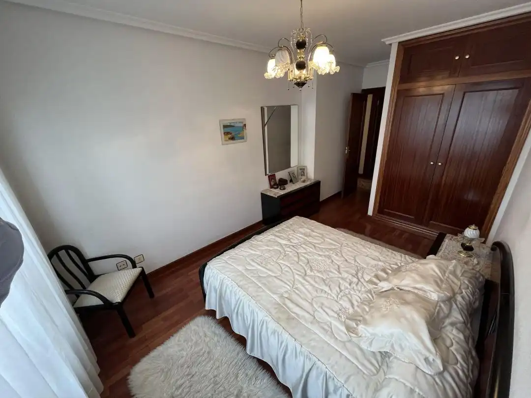 Habitación de Piso en venta en Medina de Pomar con Calefacción, Trastero y Amueblado