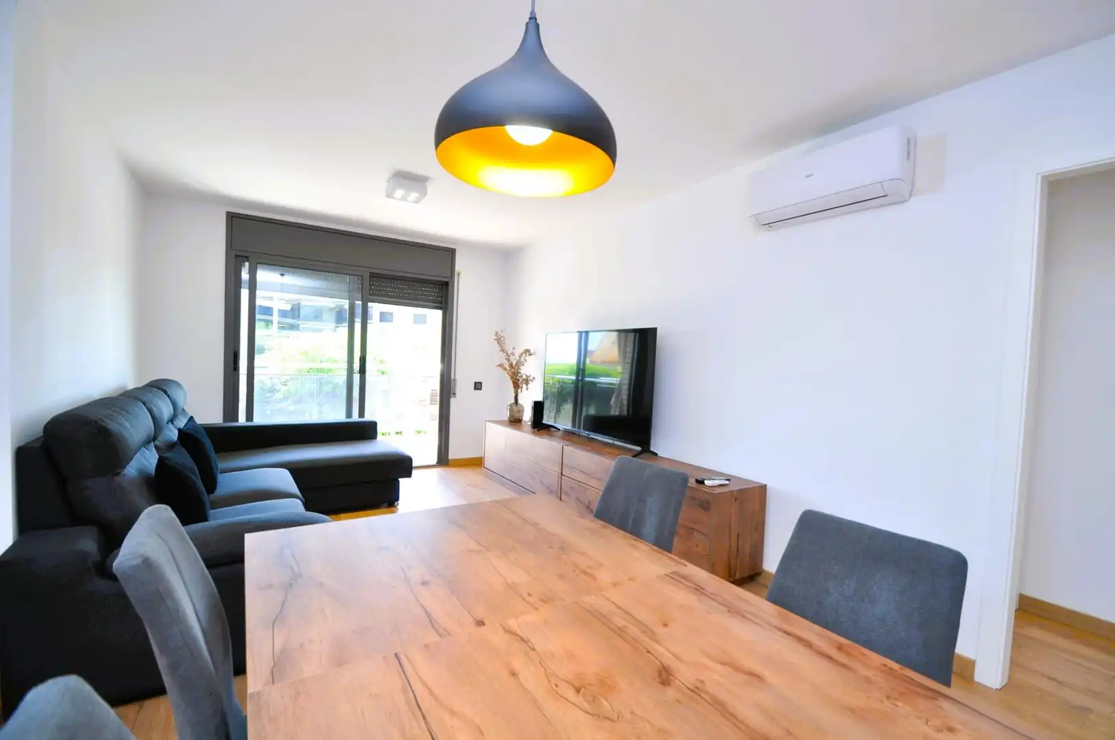 Sala de estar de Piso en venta en La Ràpita con Aire acondicionado, Calefacción y Terraza