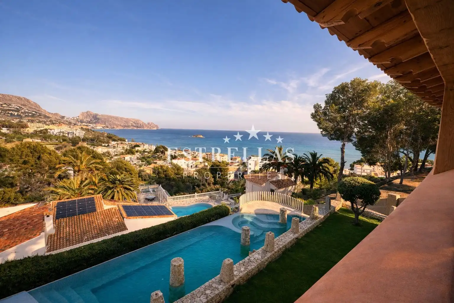 Vista exterior de Casa o chalet en venta en Altea con Aire acondicionado, Calefacción y Jardín privado