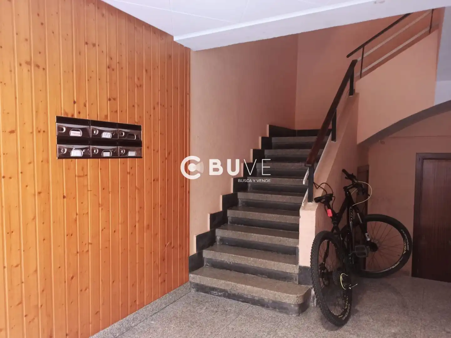 Piso en venta en León Capital  con Terraza y Trastero