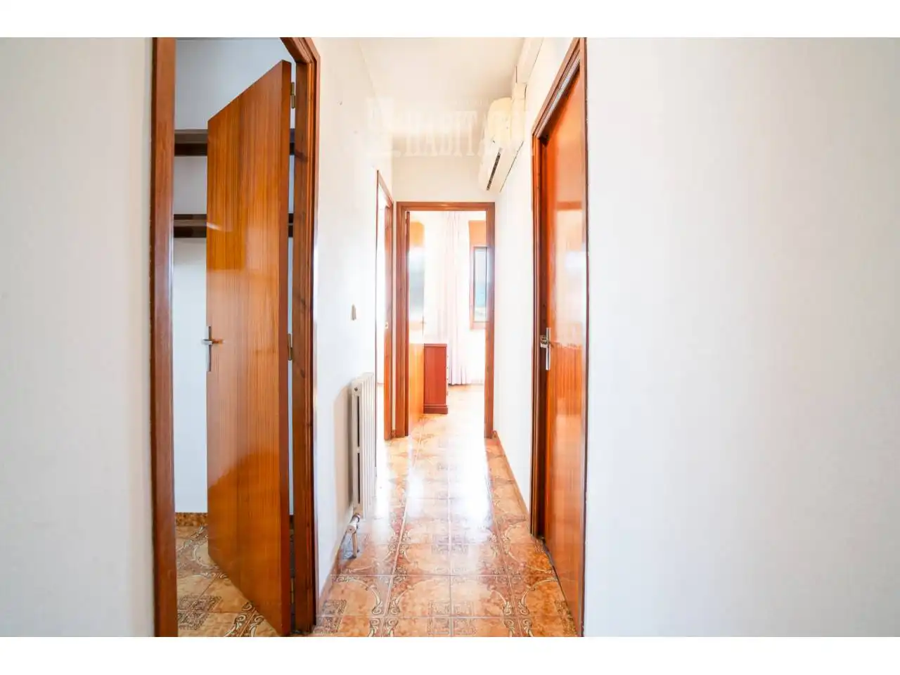 Houses for sale in Centelles  with Air Conditioner, Heating and Terrace