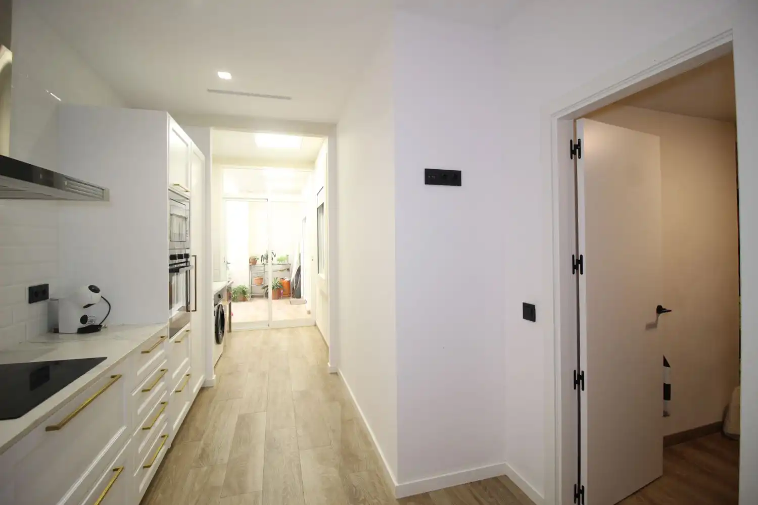 Flat for sale in Faura  with Air Conditioner, Terrace and Storage room