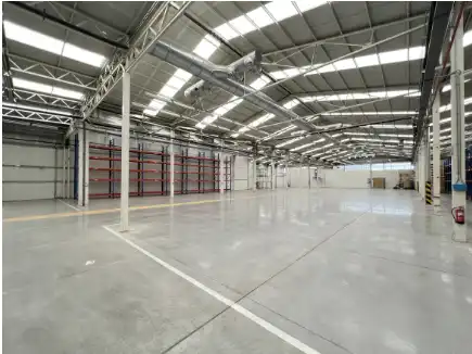 Nave industrial de alquiler en Vigo  con Calefacción y Alarma