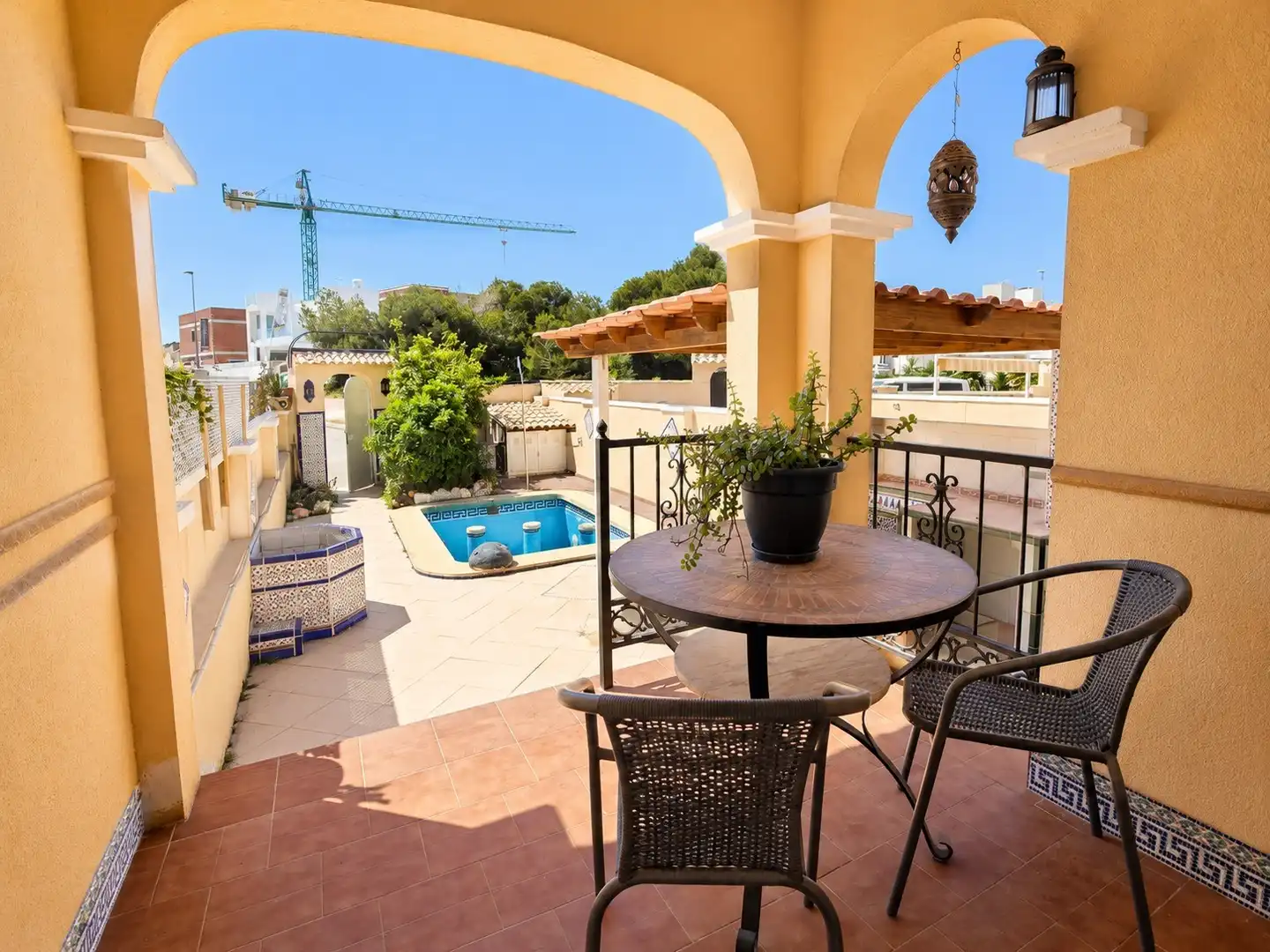 Terrassa de Casa o xalet en venda en Orihuela amb Aire condicionat, Calefacció i Jardí privat