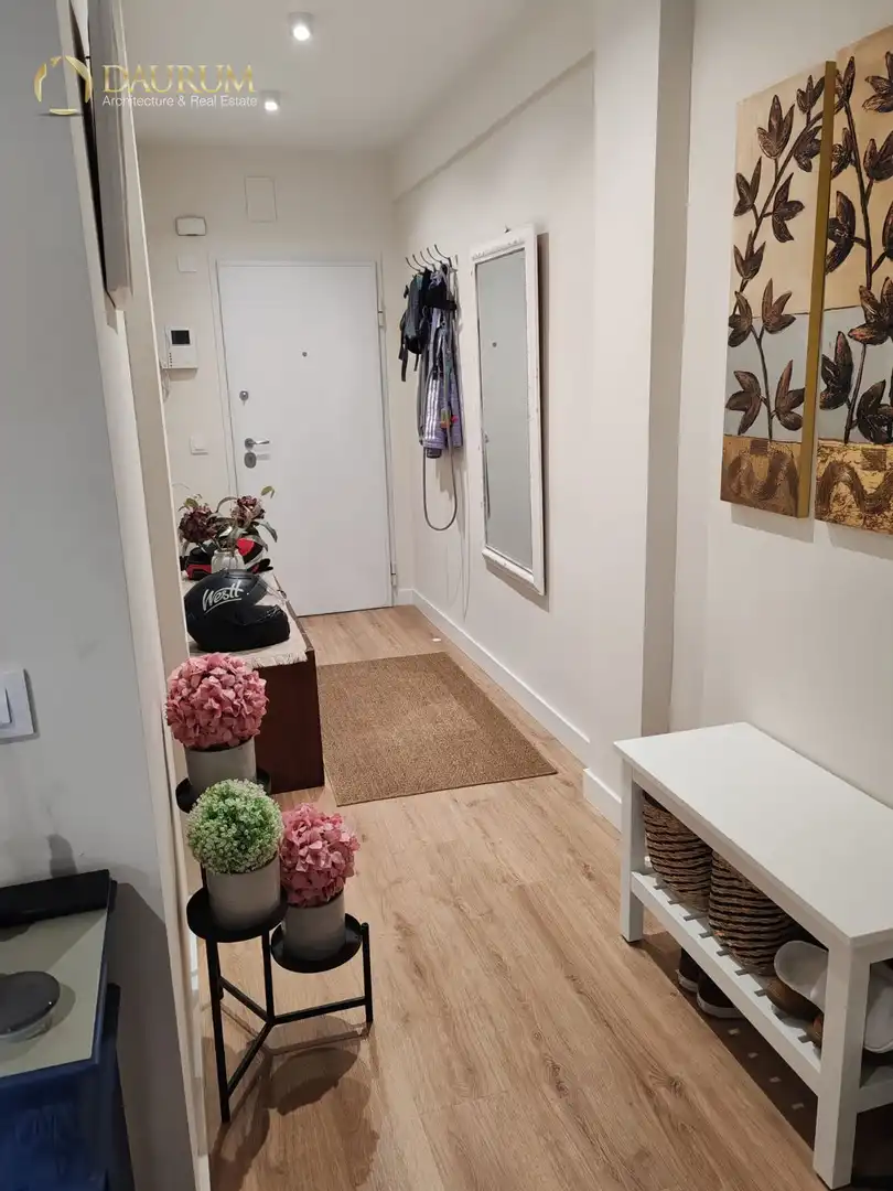 Flat for sale in Madrid  with Air Conditioner and Heating