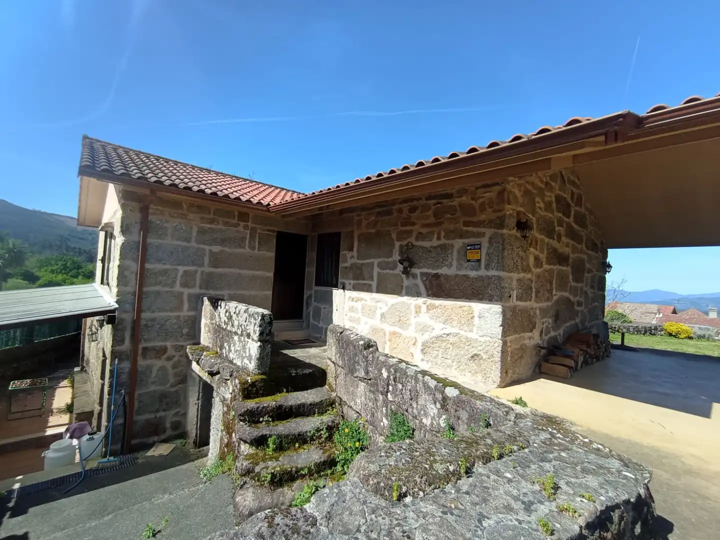 House with garden for sale in As Neves, imagen 3