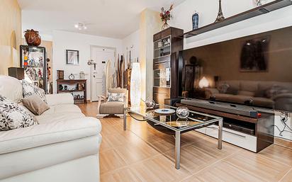 Living room of Flat for sale in Calera y Chozas  with Air Conditioner and Balcony