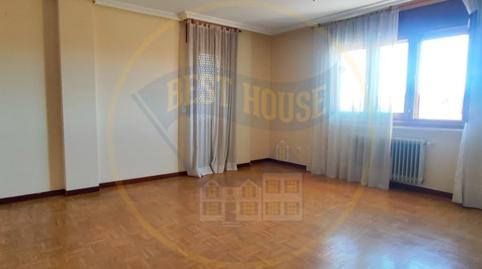 Foto 4 de Pis de lloguer a  Cesar Gonzalez Ruano, San Fernando - Carretera de Valencia, Cuenca