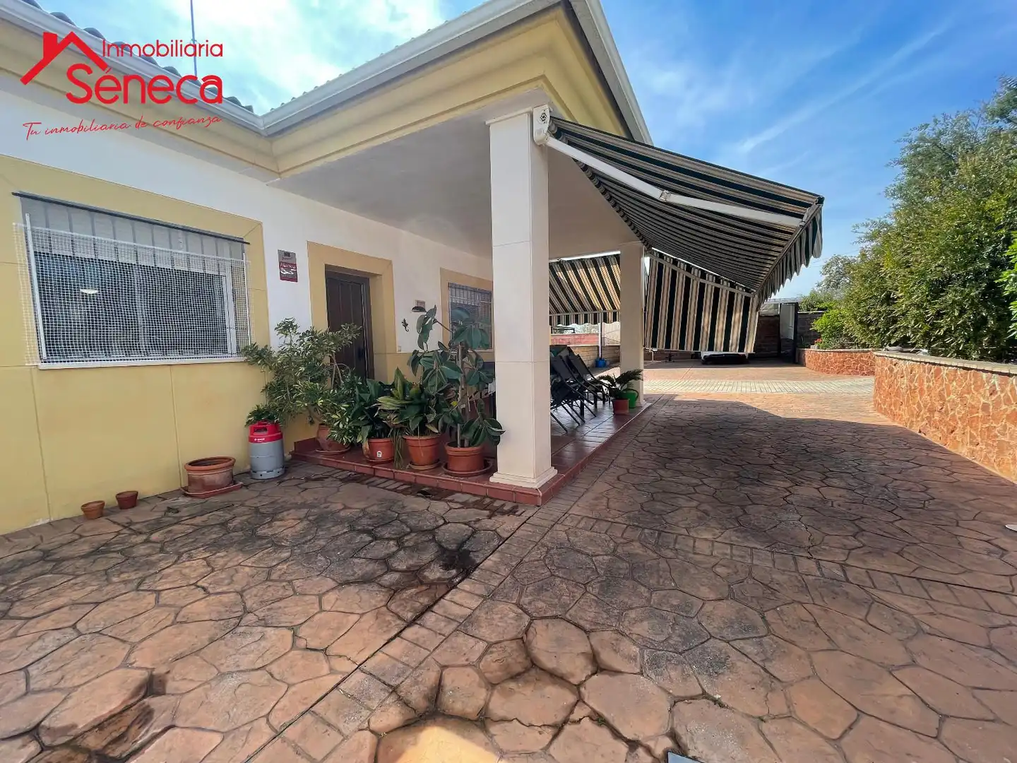 Exterior view of Houses for sale in Córdoba  with Air Conditioner, Heating and Terrace