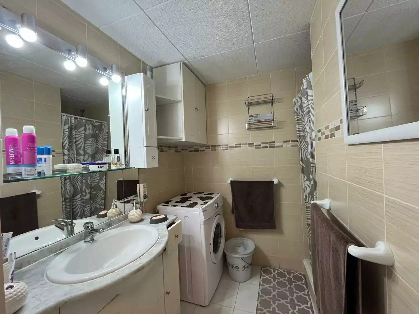 Badezimmer von Wohnungen zum Verkauf in Castelló d'Empúries mit Klimaanlage, Heizung und Terrasse