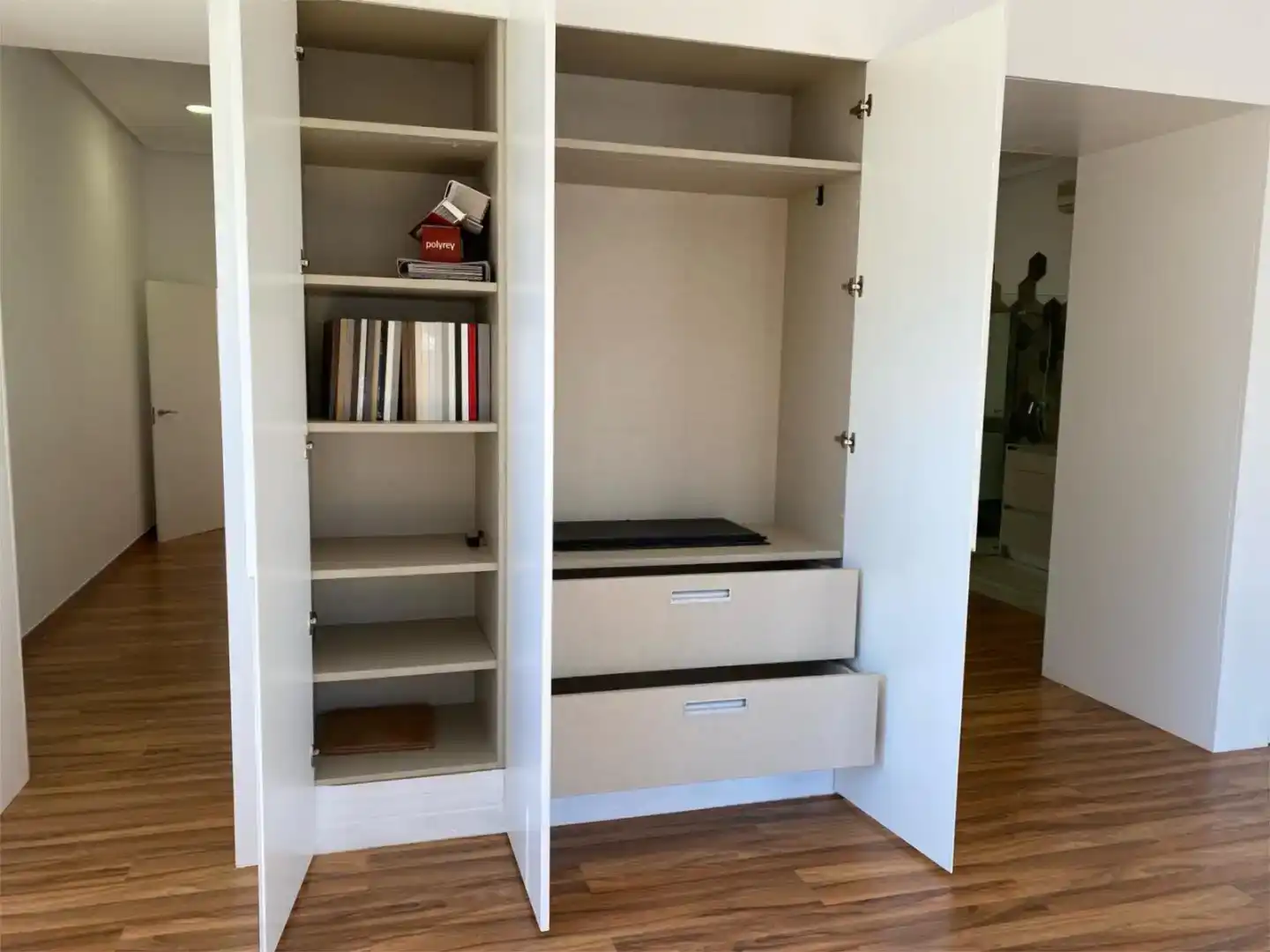 Schlafzimmer von Geschaftsraum zur Miete in La Manga del Mar Menor mit Klimaanlage und Parkett