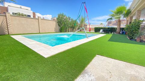 Foto 4 de Casa o xalet en venda a Avenida Garcia Lorca, 27, Zona Carrefour - Urbanizaciones, Torrevieja