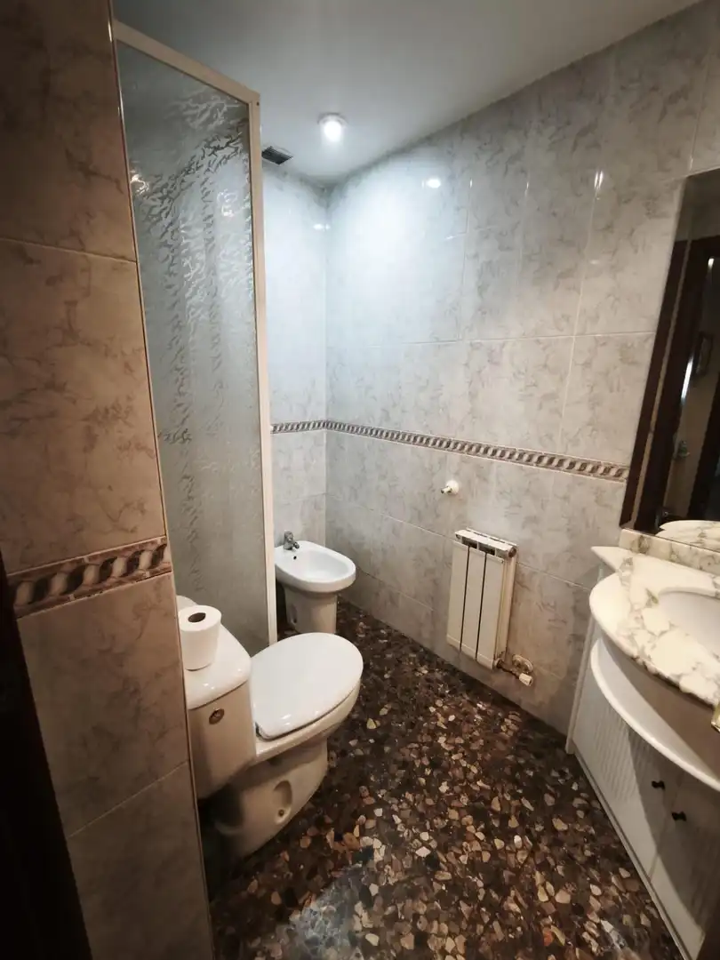 Baño de Dúplex en venta en Montcada i Reixac con Calefacción y Terraza