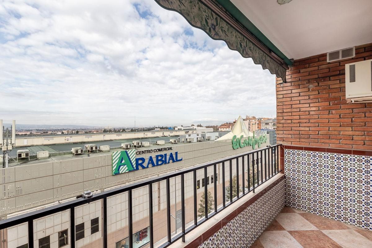 Habitación de Piso en venta en  Granada Capital con Calefacción, Terraza y Lavadora