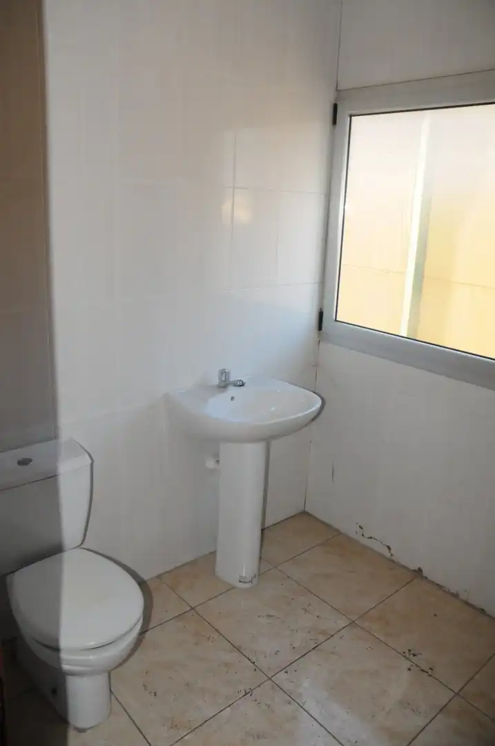 Baño de Oficina de alquiler en Telde