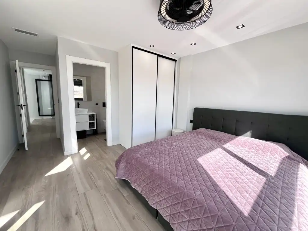House with pool for sale in Calle Corbeta-Punta Prima, imagen 13