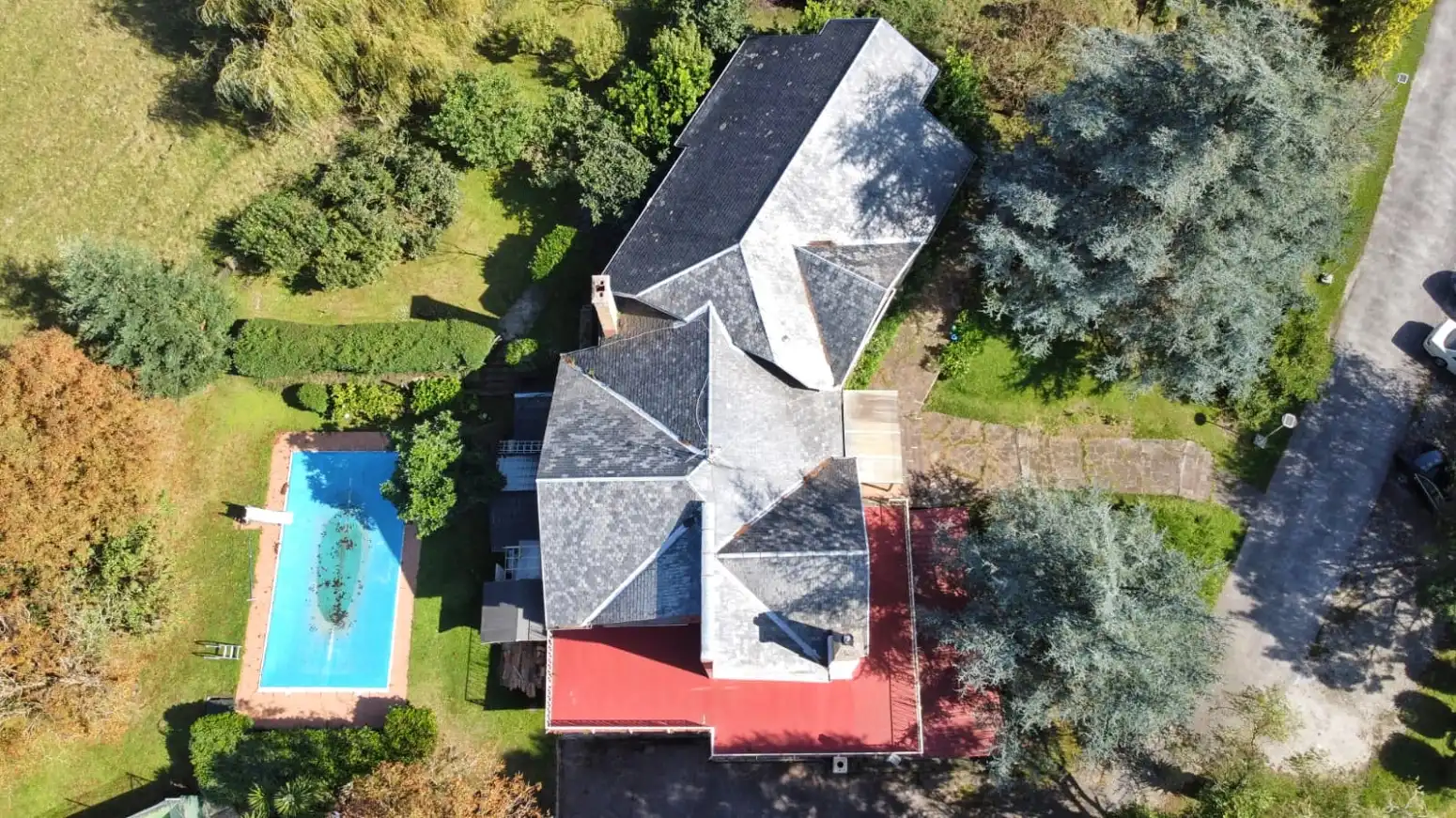 Exterior view of Houses for sale in Torrelavega   with Heating, Parquet flooring and Terrace