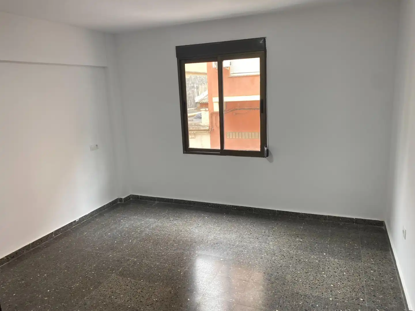 Habitación de Piso en venta en Tavernes de la Valldigna con Balcón