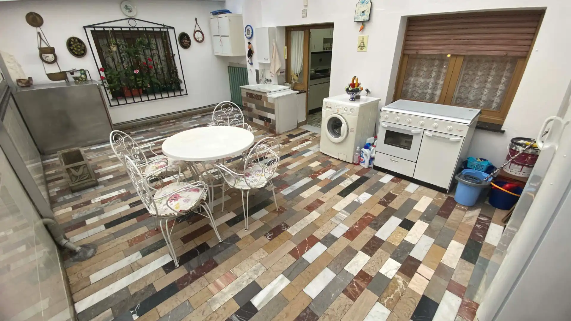 Kitchen of Flat for sale in San Martín del Rey Aurelio  with Heating, Parquet flooring and Terrace