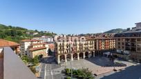 Vista exterior de Pis en venda en Urretxu amb Terrassa