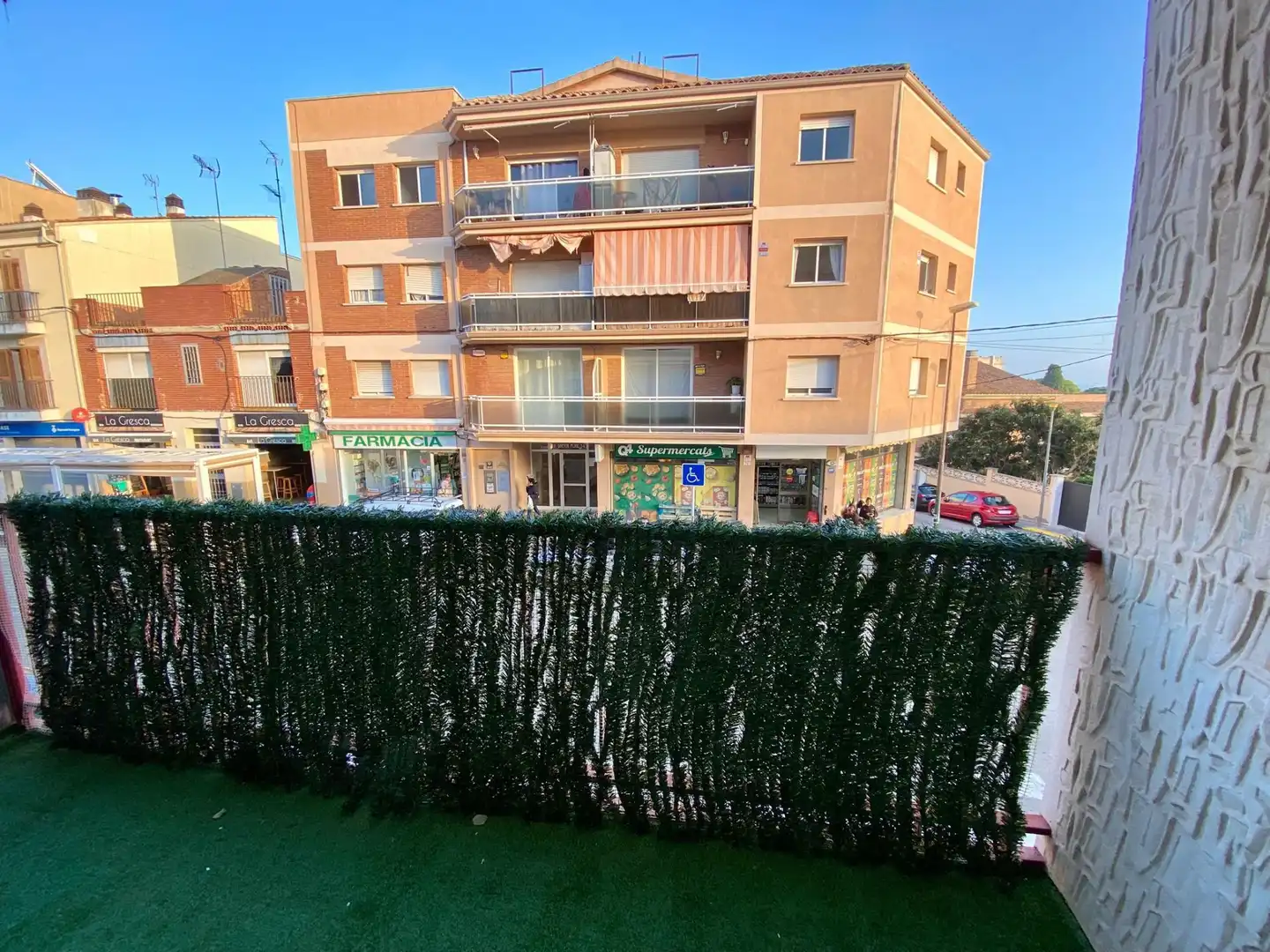 Vista exterior de Pis en venda en Creixell amb Aire condicionat i Terrassa