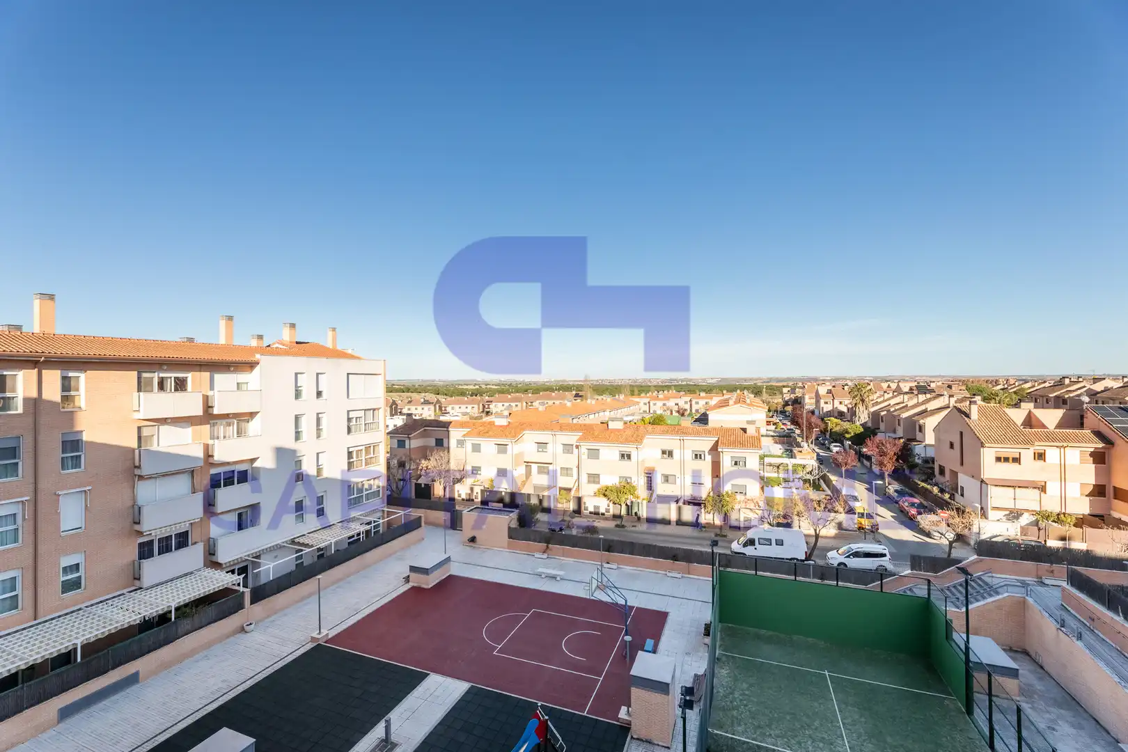 Terraza de Ático en venta en Navalcarnero con Aire acondicionado, Calefacción y Parquet