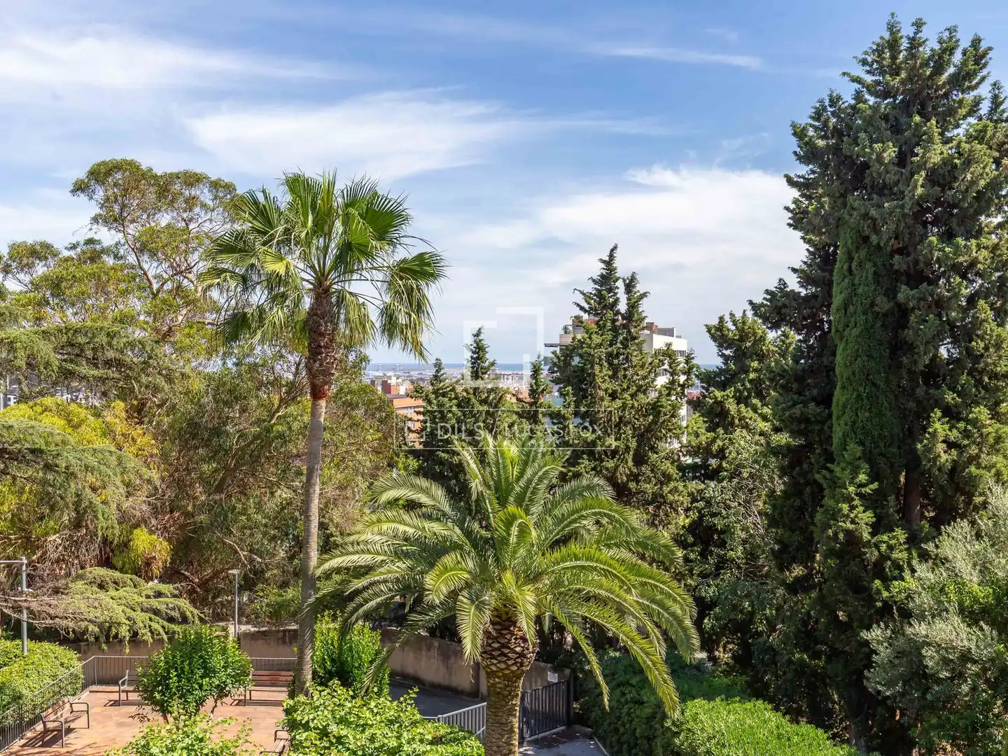 Exterior view of Flat for sale in Esplugues de Llobregat  with Air Conditioner, Heating and Private garden