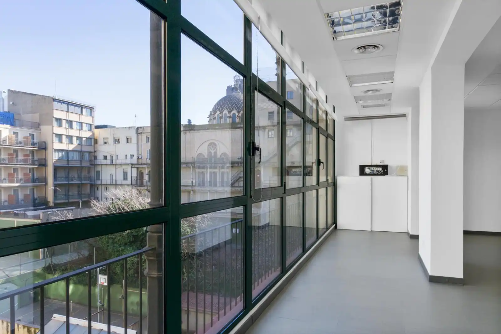 Vista exterior de Oficina de alquiler en Barcelona con Aire acondicionado
