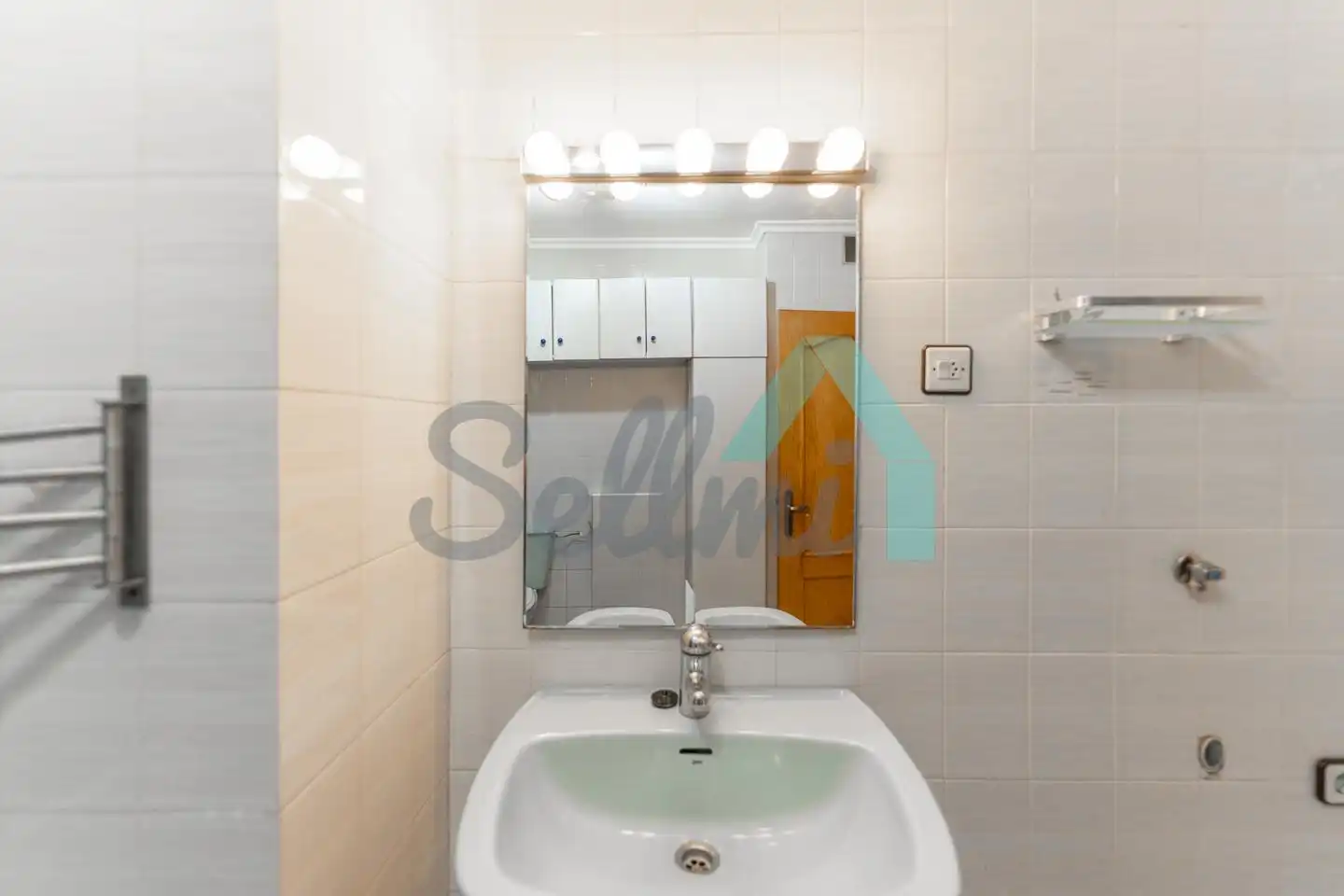 Bathroom of Flat for rent in Siero  with Heating, Balcony and Pets allowed