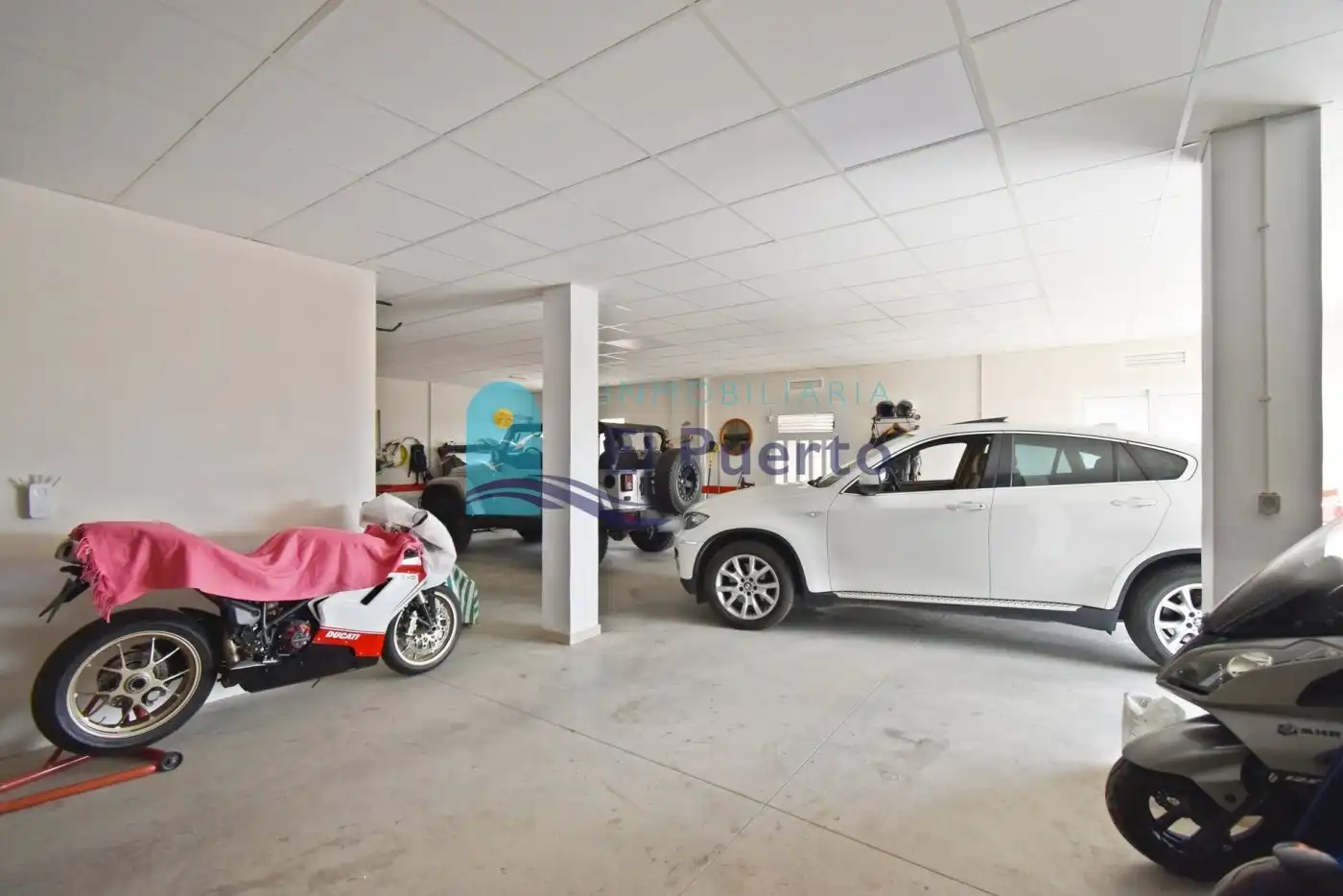 Parking of Houses for sale in Cartagena  with Air Conditioner, Private garden and Terrace