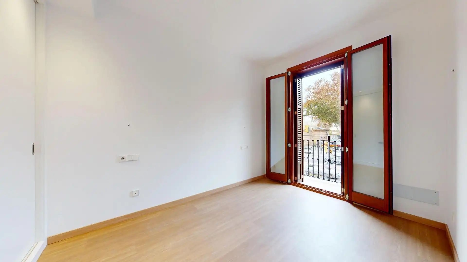 Flat for rent in Avenida ALEMANYA, Plaça dels Patins