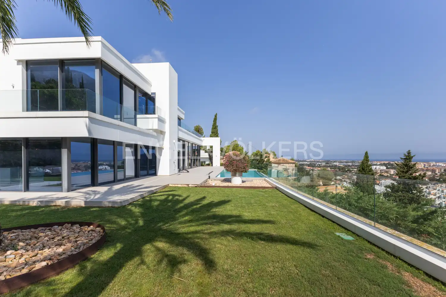 Außenansicht von Haus oder Chalet zur Miete in Dénia mit Klimaanlage, Heizung und Privatgarten
