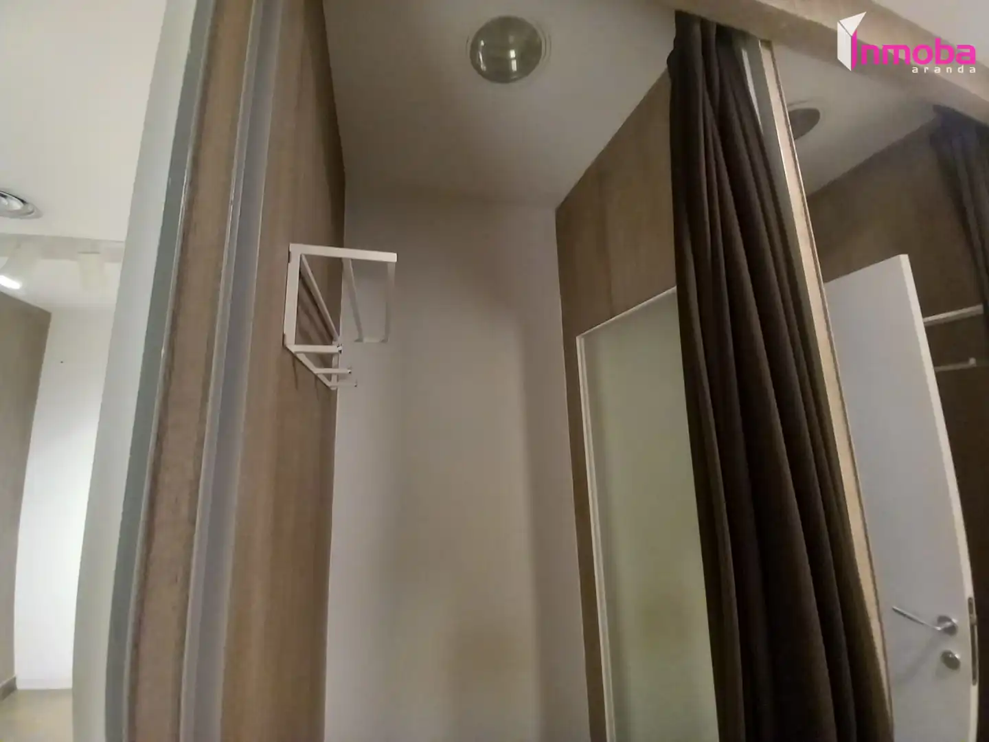 Bathroom of Commercial properties for rent in Aranda de Duero  with Heating, Internet and Alarm