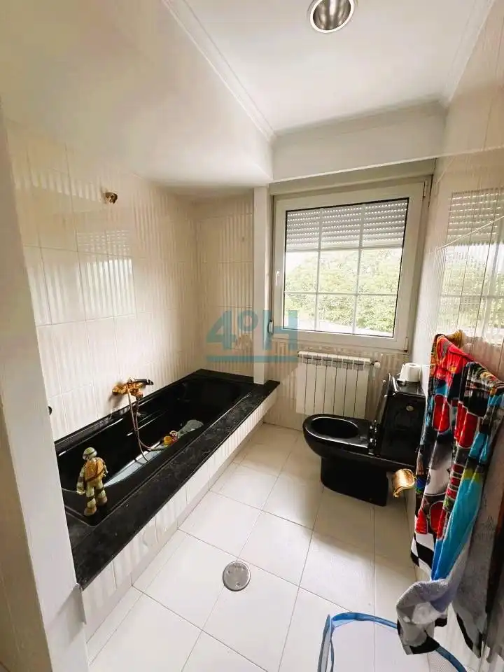 Bathroom of Houses for sale in Taboadela  with Heating, Private garden and Terrace