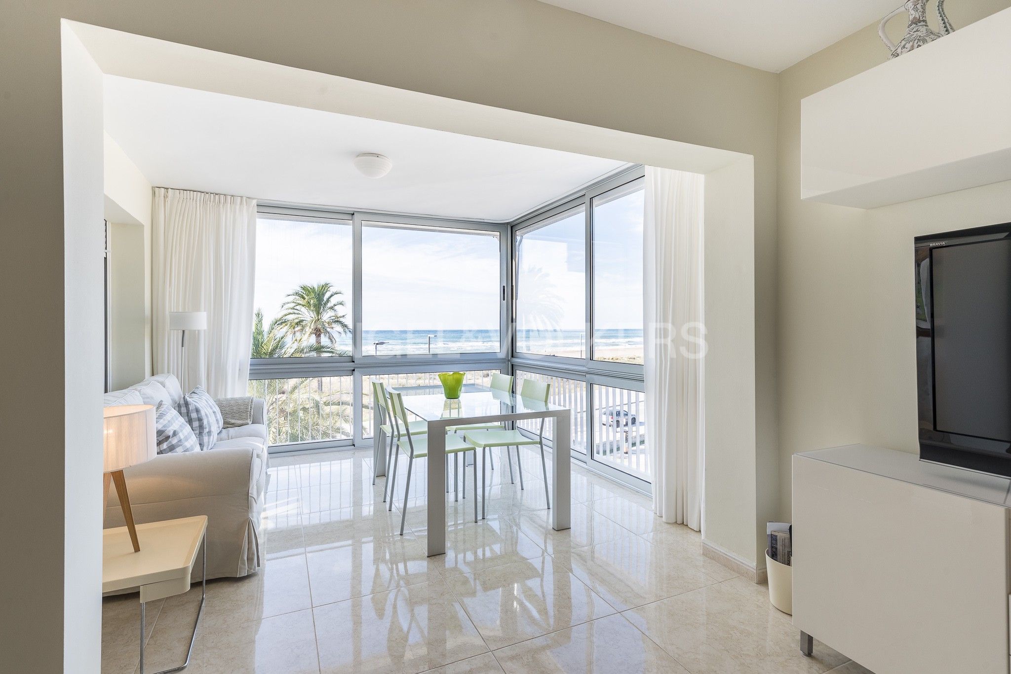 Living room of Apartment for sale in Castelldefels  with Air Conditioner, Heating and Storage room