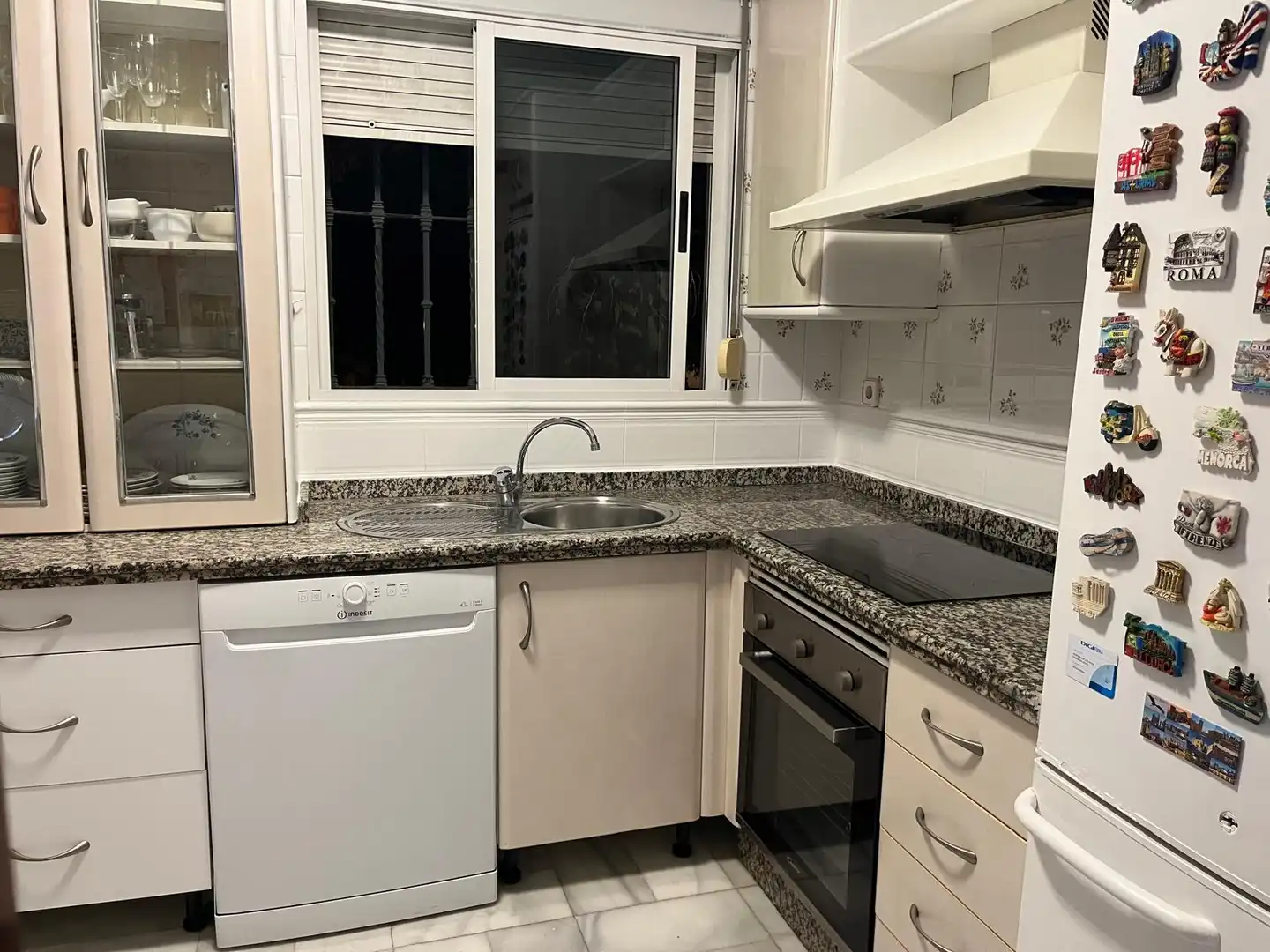 Kitchen of Houses for sale in Sevilla  with Air Conditioner and Balcony