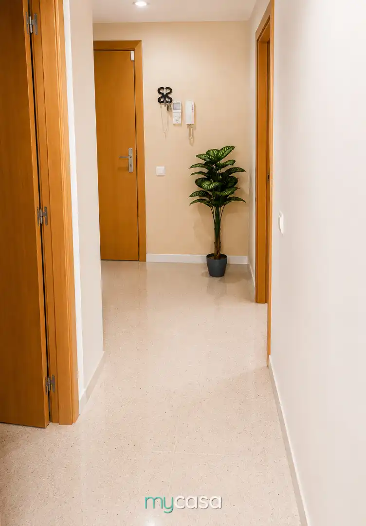 Wohnung zum Verkauf in Badalona mit Klimaanlage, Heizung und Abstellraum