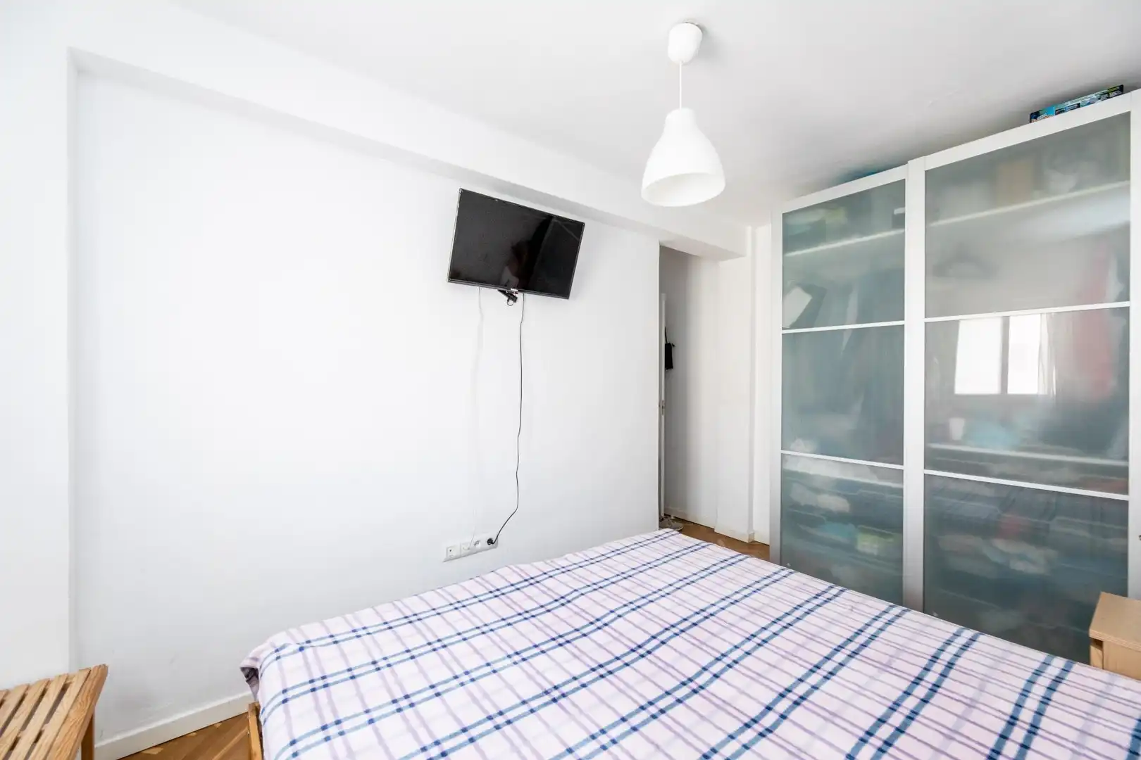 Bedroom of Flat for sale in Madrid  with Air Conditioner, Heating and Parquet flooring