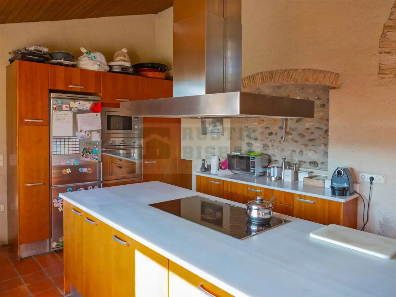 Cocina de Finca rústica en venta en Sant Miquel de Fluvià con Aire acondicionado, Calefacción y Terraza