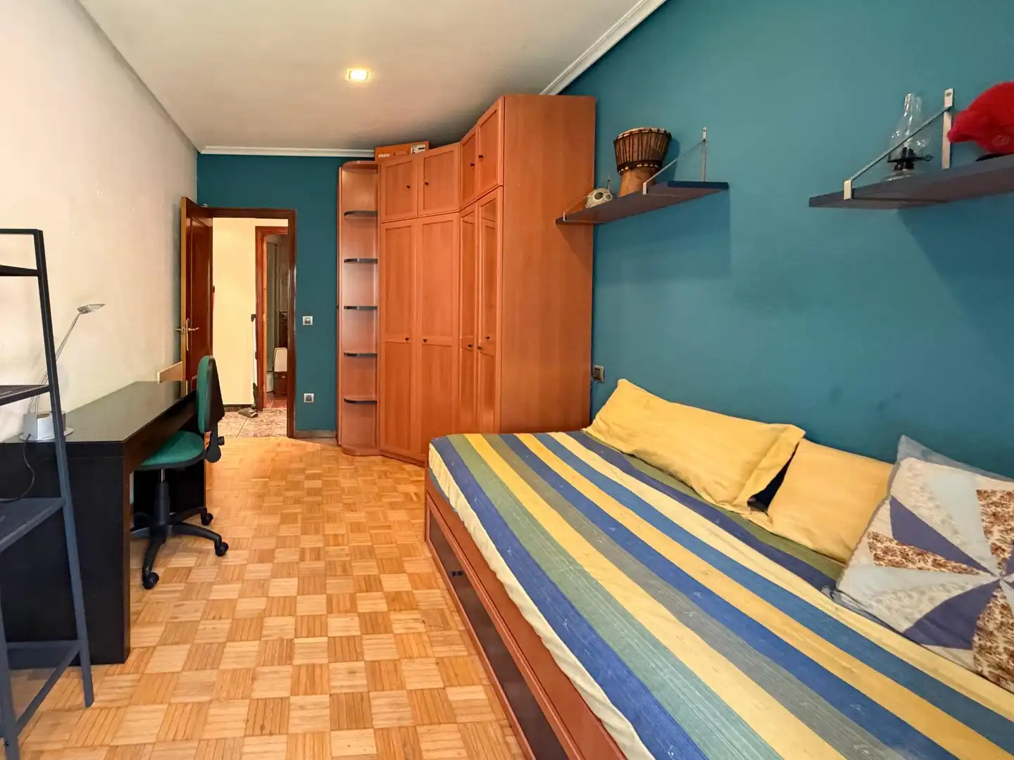 Habitación de Piso en venta en Mieres (Asturias) con Calefacción, Parquet y Amueblado