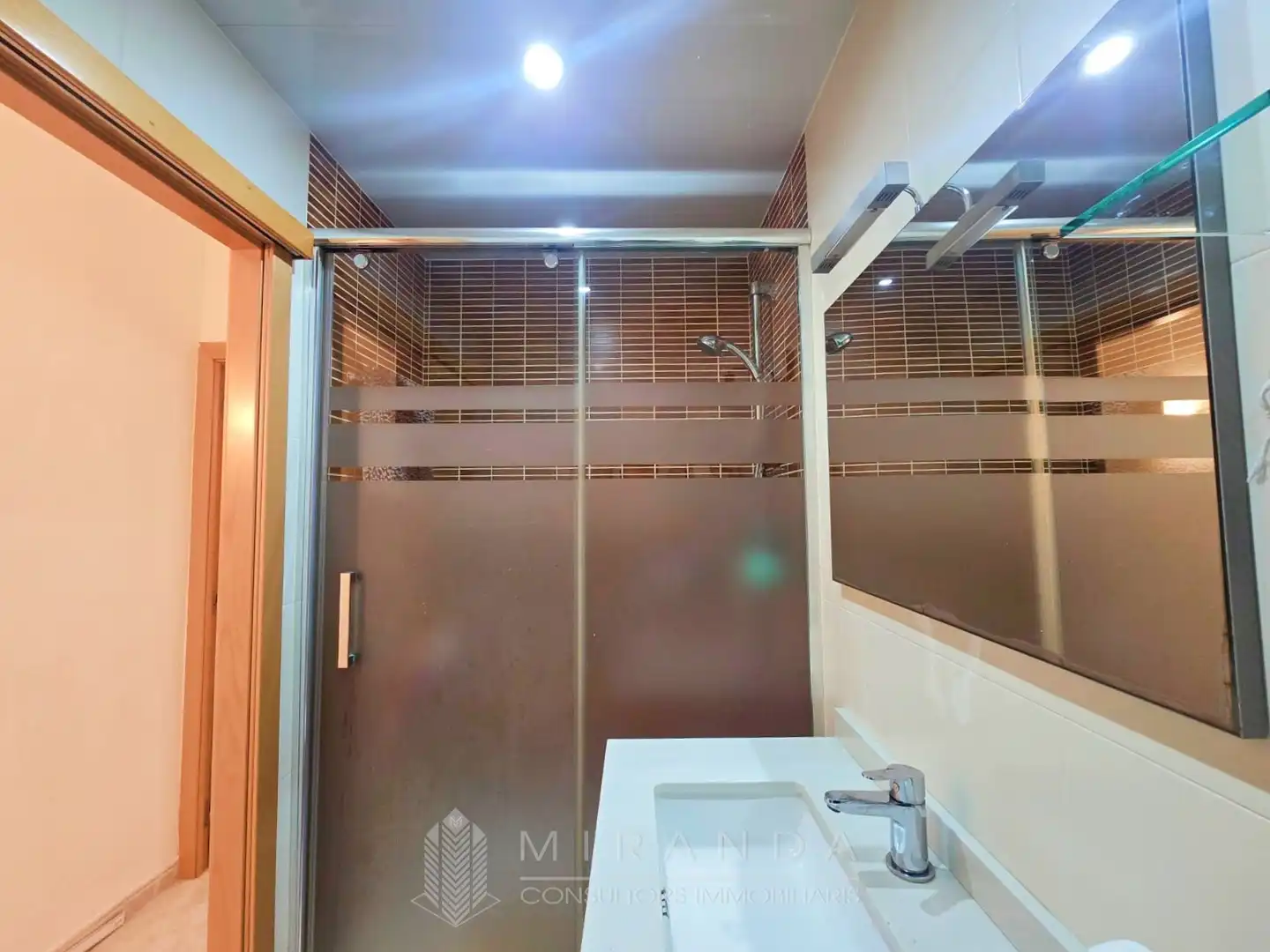 Baño de Piso en venta en Granollers con Aire acondicionado, Calefacción y Balcón