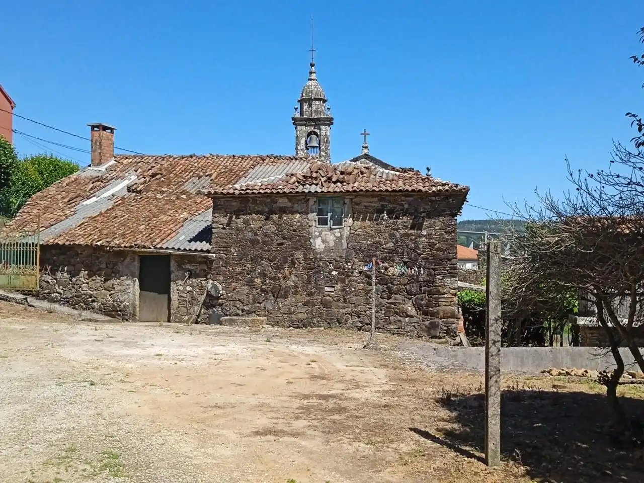 Vista exterior de Finca rústica en venda en Santiago de Compostela 