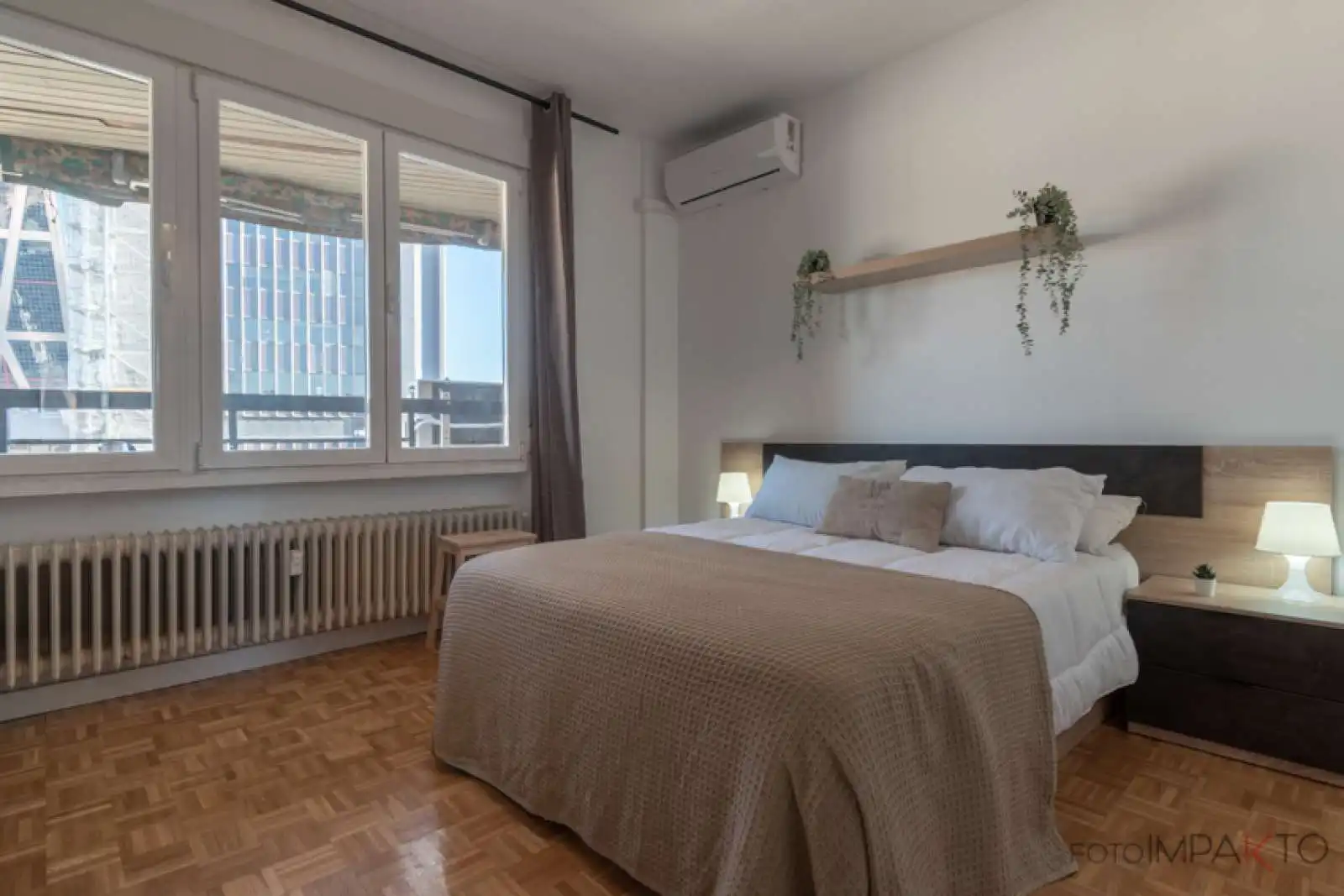 Habitación en Almenara -Ventilla