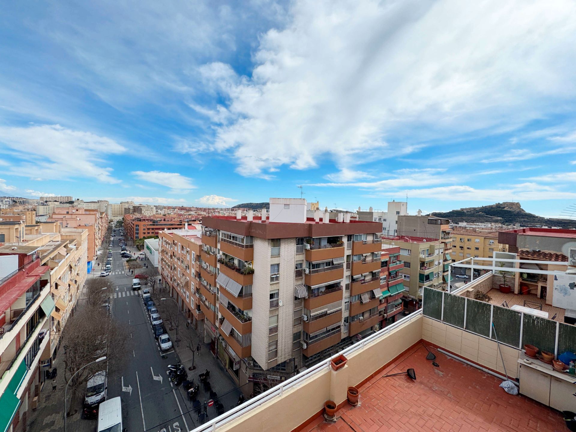 Àtic en venda a Avinguda Novelda, Altozano - Conde Lumiares