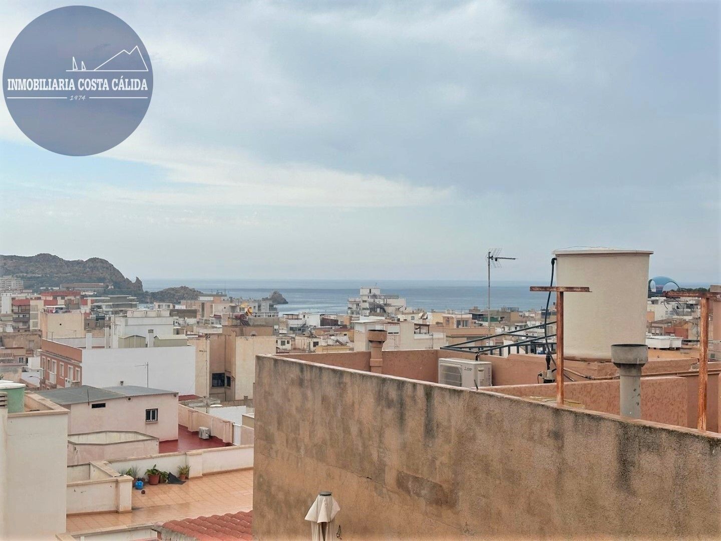 Vista exterior de Casa o xalet en venda en Águilas amb Terrassa i Traster