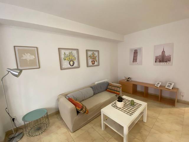 Apartamento en Alquiler en Calle de Miguel de Cervantes, 39 en Paseo Sagasta