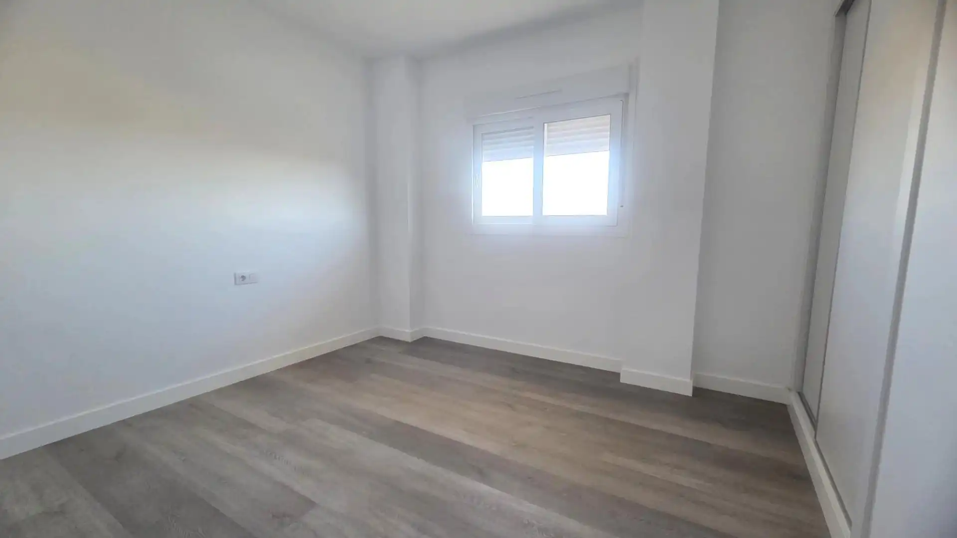 Habitación de Piso en venta en El Puerto de Santa María con Terraza y Piscina comunitaria